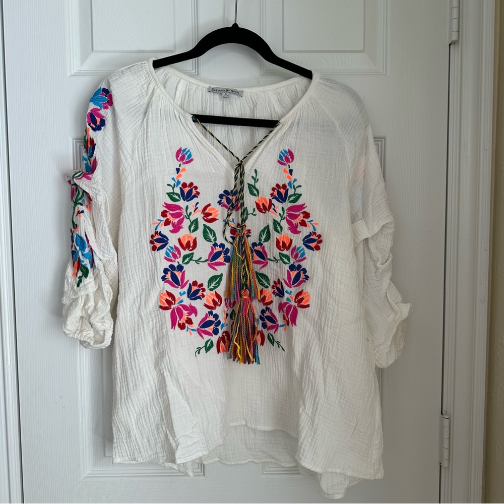 Cream 100% cotton top with embroidery